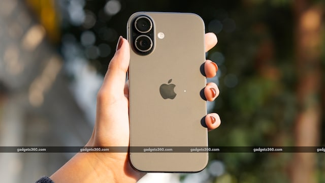 Apple Reportedly Testing DRAM Chips From Blacklisted Chinese Supplier Ahead of iPhone 18 Launch